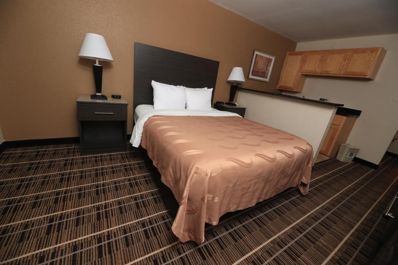 Quality Inn Dfw Airport North - אירווינג מראה חיצוני תמונה