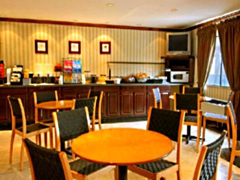 Quality Inn Dfw Airport North - אירווינג מראה חיצוני תמונה