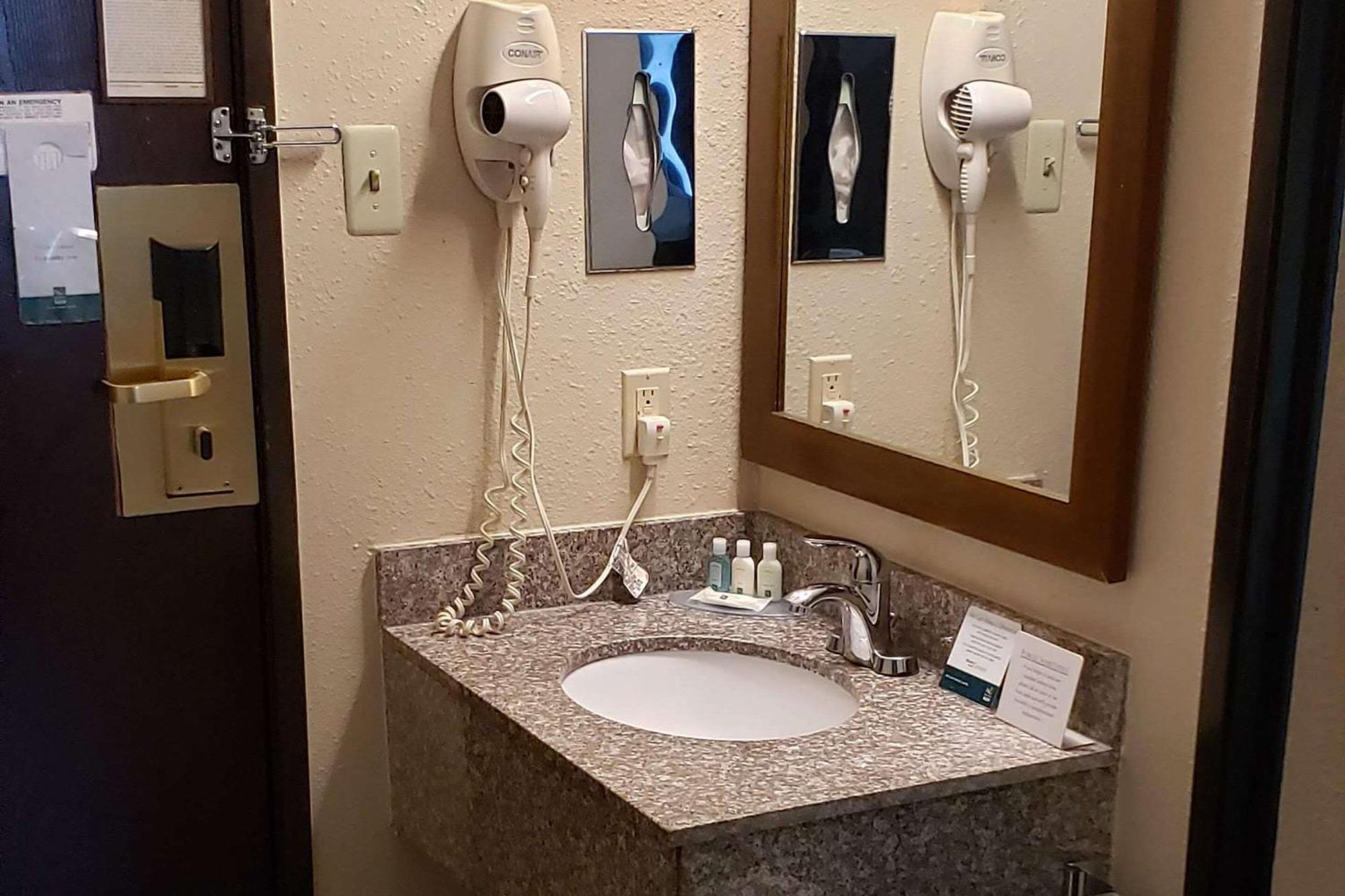 Quality Inn Dfw Airport North - אירווינג מראה חיצוני תמונה