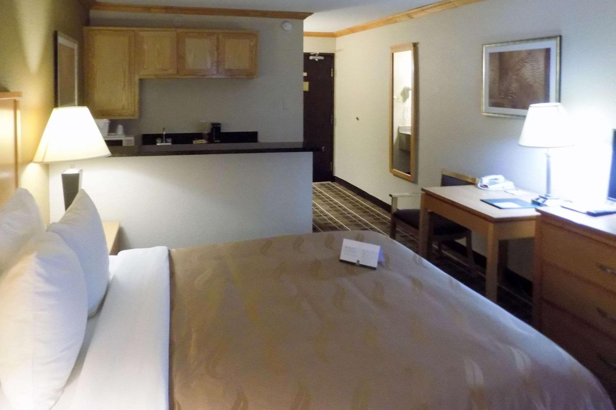 Quality Inn Dfw Airport North - אירווינג מראה חיצוני תמונה